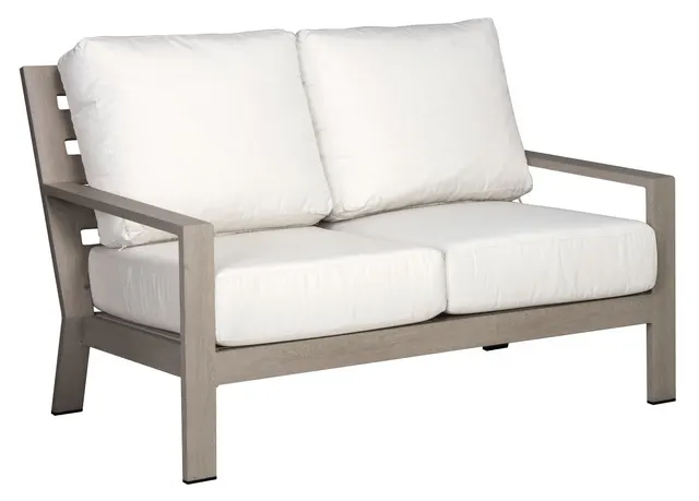 Avery Loveseat