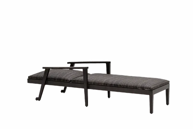 Cabo San Lucas Adjustable Lounger W Arm (W/wheels)