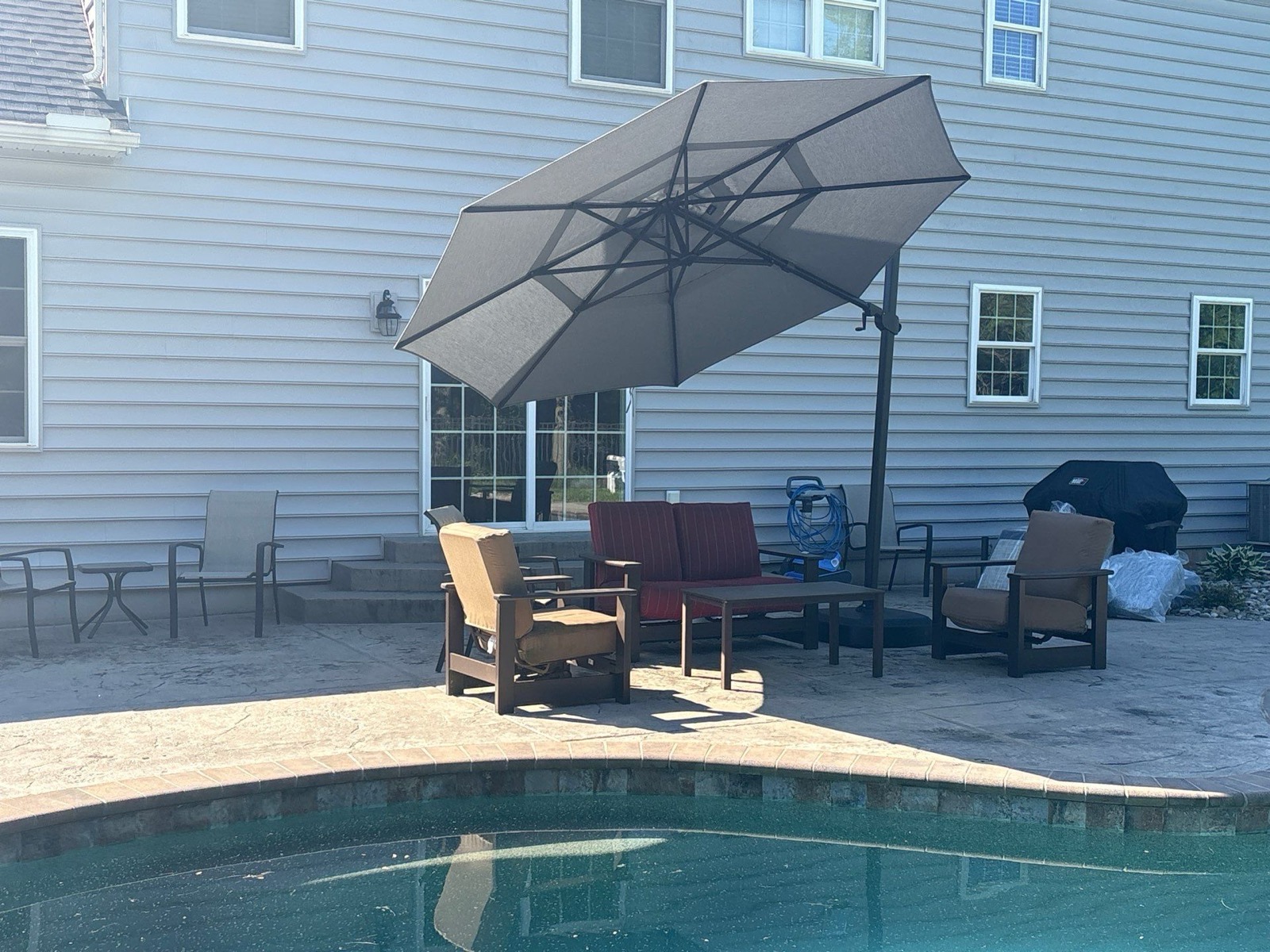 Cantilever Umbrella