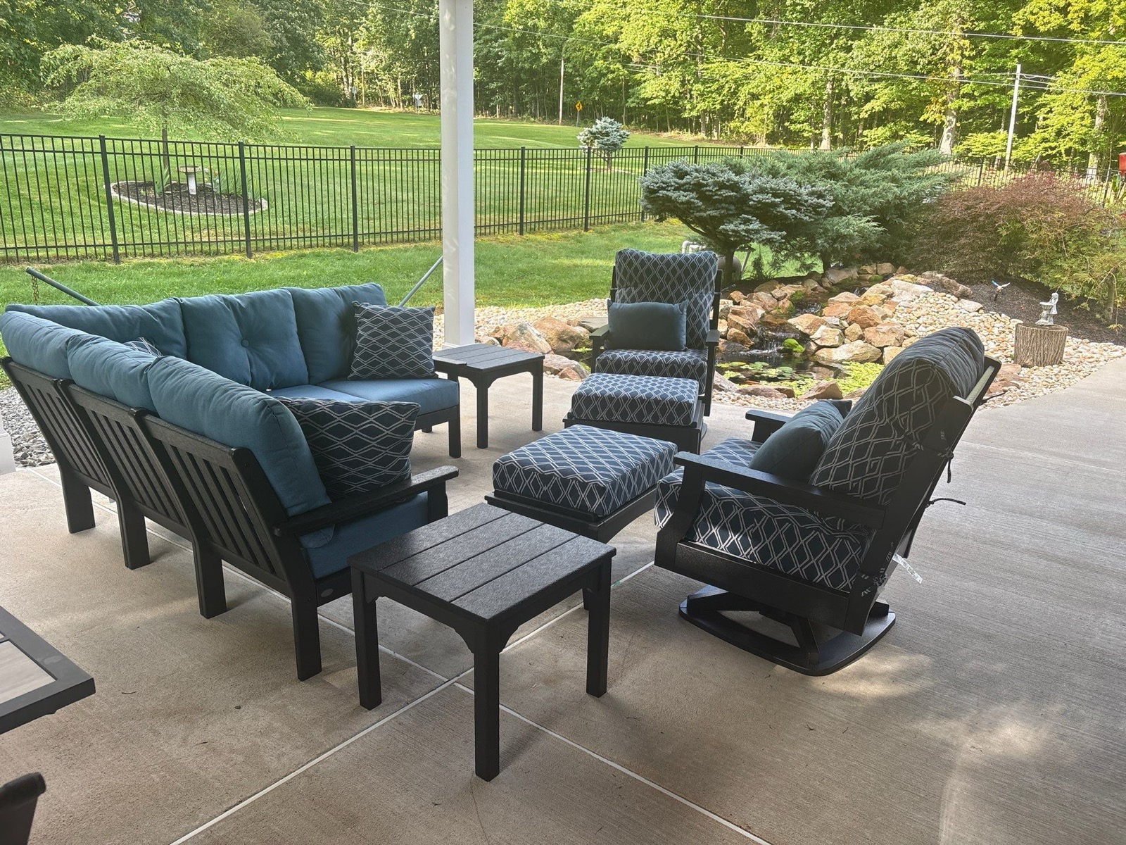 Polywood & Paradise Outdoor Furniture