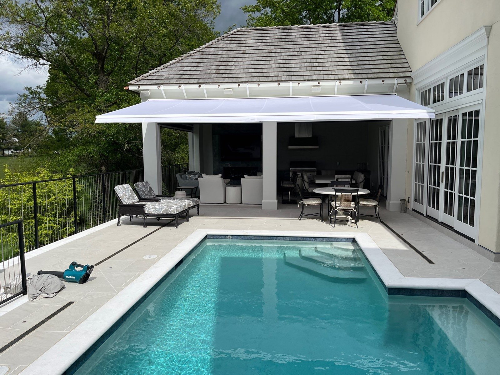 Sunesta Sunstyle Retractable Awning